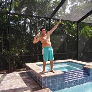 Meet your Posher, Mike